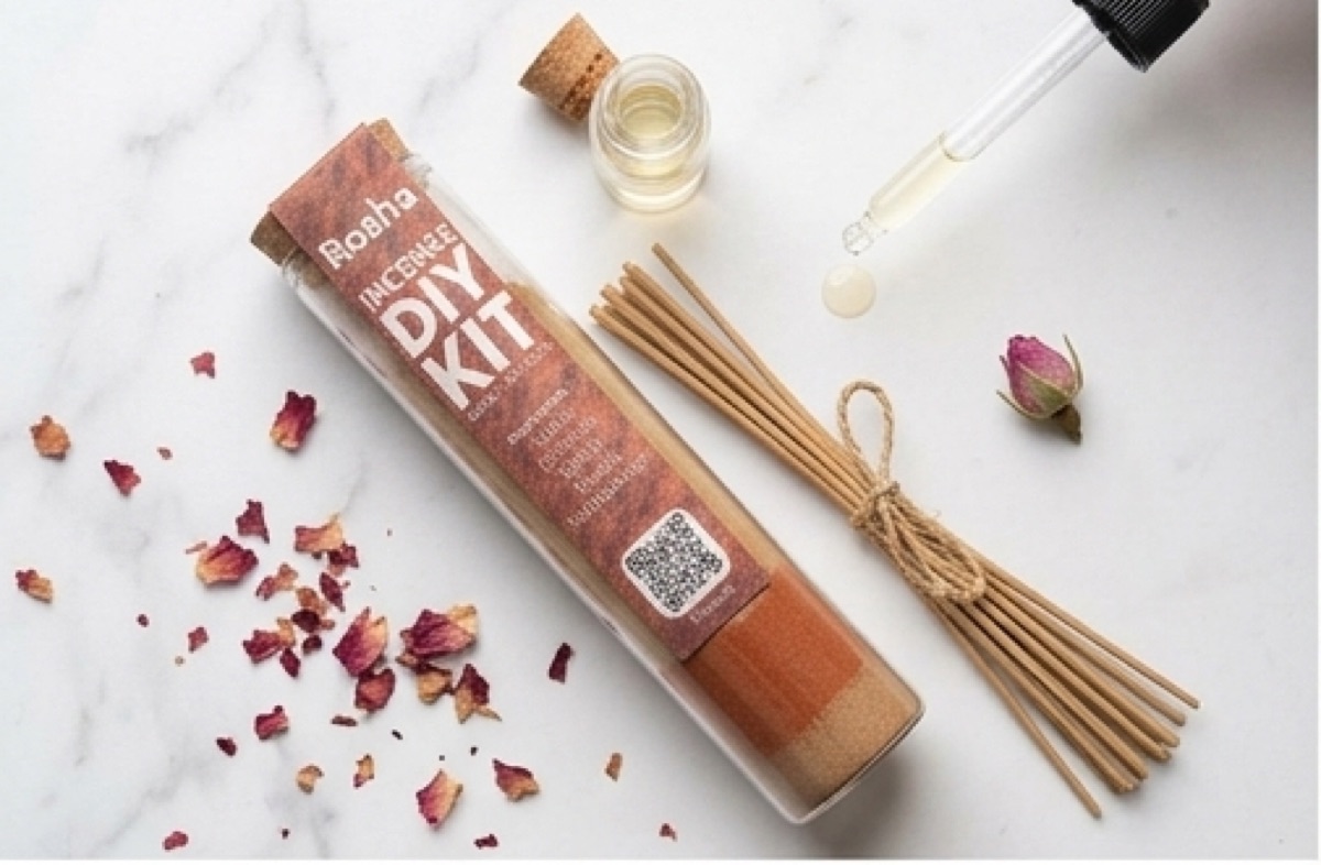 Rosha kit with rose petals, oil dropper, and sticks